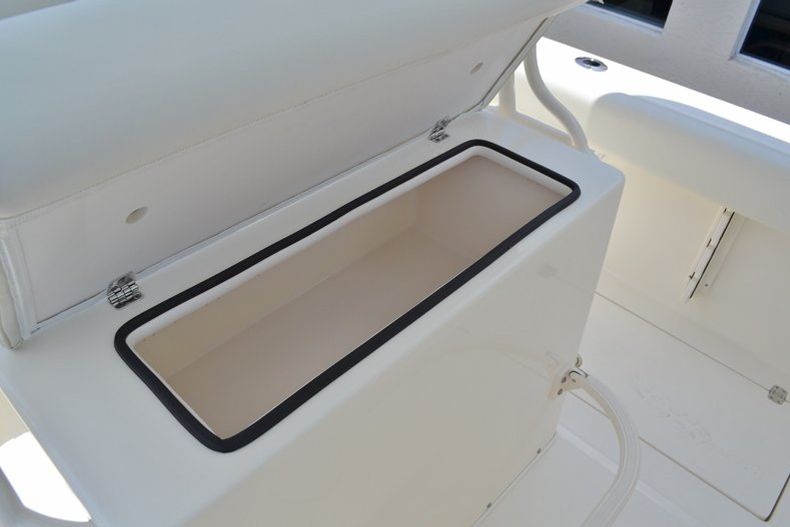 Thumbnail 21 for New 2015 Cobia 256 Center Console boat for sale in West Palm Beach, FL