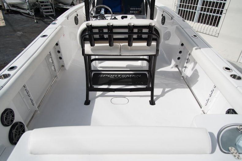 Thumbnail 33 for New 2016 Sportsman Open 232 XTREME Center Console boat for sale in West Palm Beach, FL