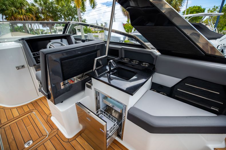 Thumbnail 28 for New 2022 Cobalt A29 boat for sale in West Palm Beach, FL