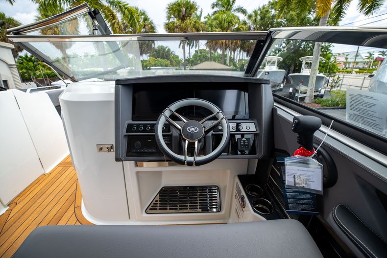 Thumbnail 29 for New 2022 Cobalt A29 boat for sale in West Palm Beach, FL