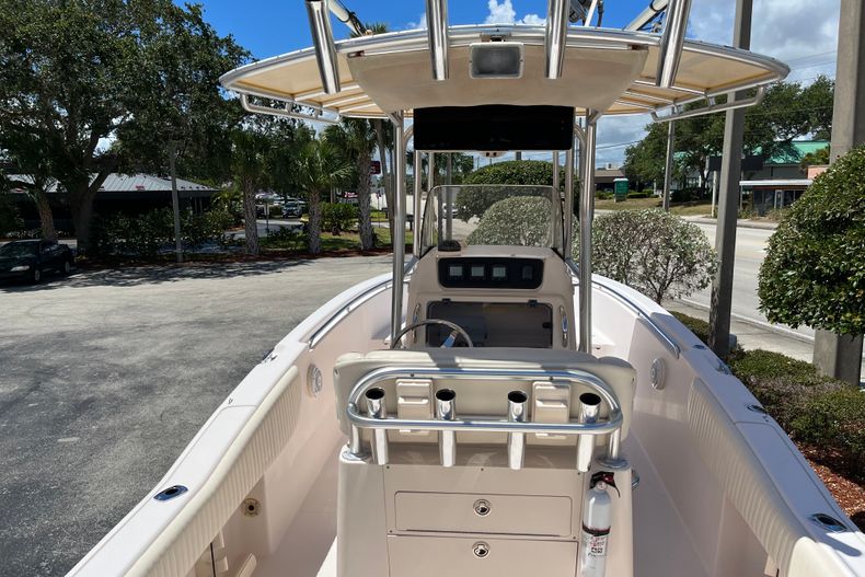 Thumbnail 10 for Used 2008 Grady White 257 Advance boat for sale in Vero Beach, FL