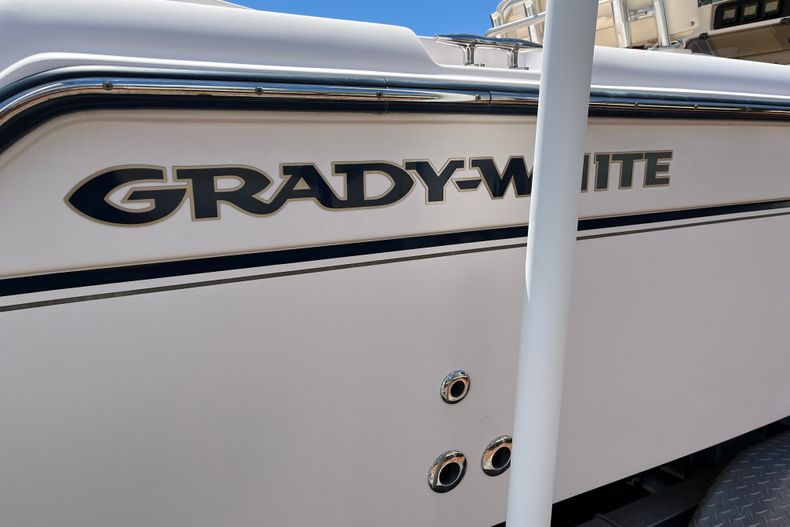 Thumbnail 6 for Used 2008 Grady White 257 Advance boat for sale in Vero Beach, FL