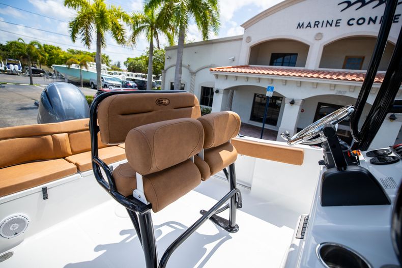 Thumbnail 22 for New 2022 Sea Hunt Ultra 229 boat for sale in West Palm Beach, FL