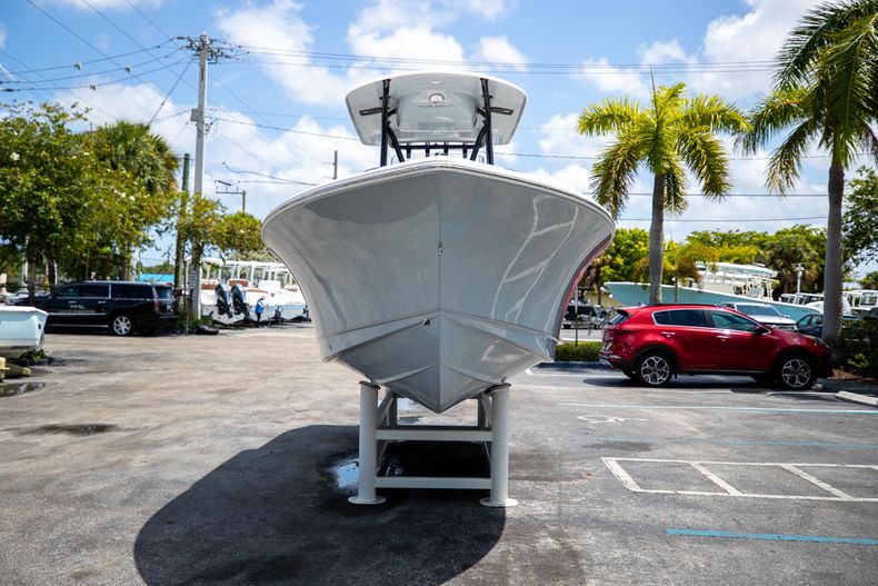 Thumbnail 2 for New 2022 Sea Hunt Ultra 229 boat for sale in West Palm Beach, FL