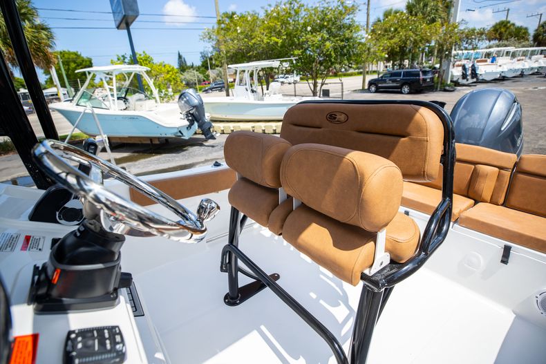 Thumbnail 24 for New 2022 Sea Hunt Ultra 229 boat for sale in West Palm Beach, FL