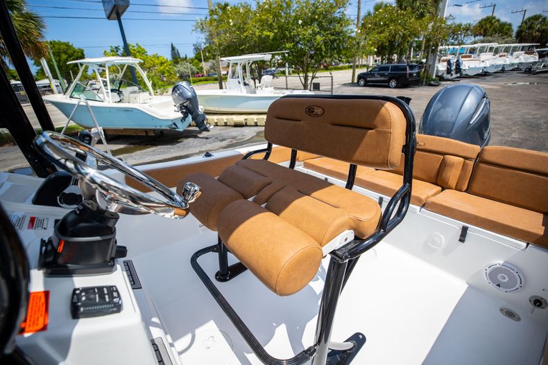 Thumbnail 25 for New 2022 Sea Hunt Ultra 229 boat for sale in West Palm Beach, FL