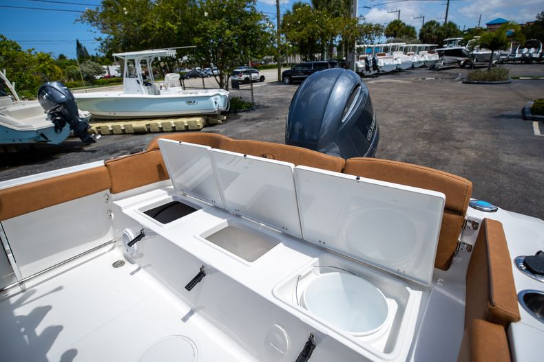 Thumbnail 13 for New 2022 Sea Hunt Ultra 229 boat for sale in West Palm Beach, FL