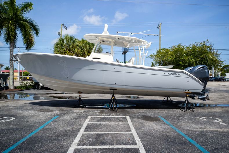 Thumbnail 6 for Used 2022 Cobia 320 CC boat for sale in West Palm Beach, FL