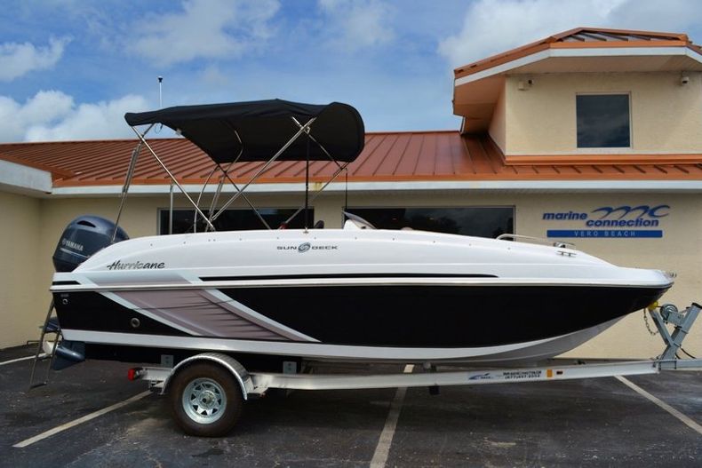 New 2016 Hurricane SunDeck Sport SS 188 OB boat for sale in Miami, FL