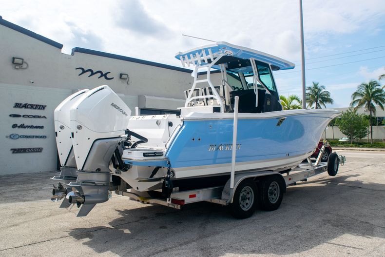 Thumbnail 7 for Used 2021 Blackfin 272CC boat for sale in Fort Lauderdale, FL