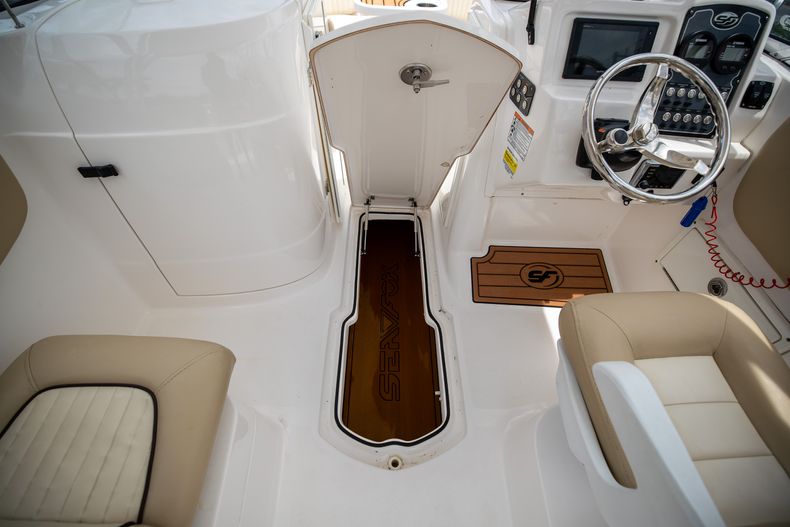 Thumbnail 34 for Used 2019 Sea Fox 226 Traveler boat for sale in West Palm Beach, FL
