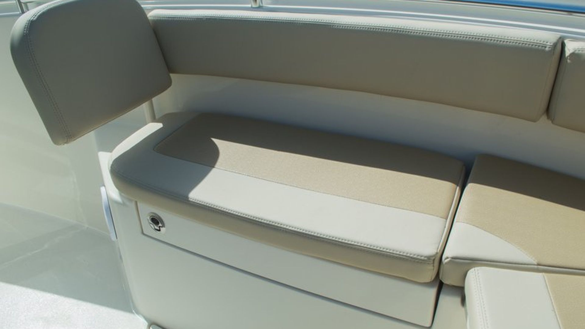 New 2016 Cobia 277 Center Console #W024 image 21