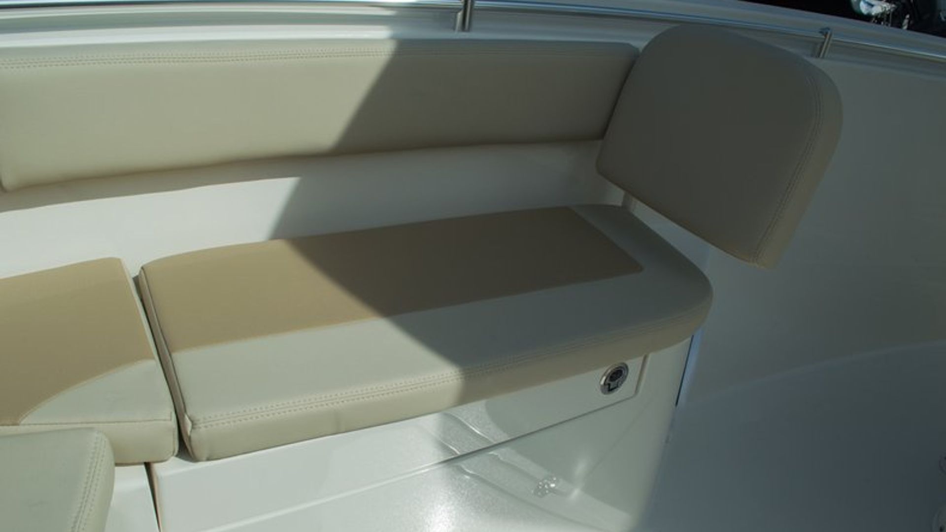 New 2016 Cobia 277 Center Console #W024 image 26