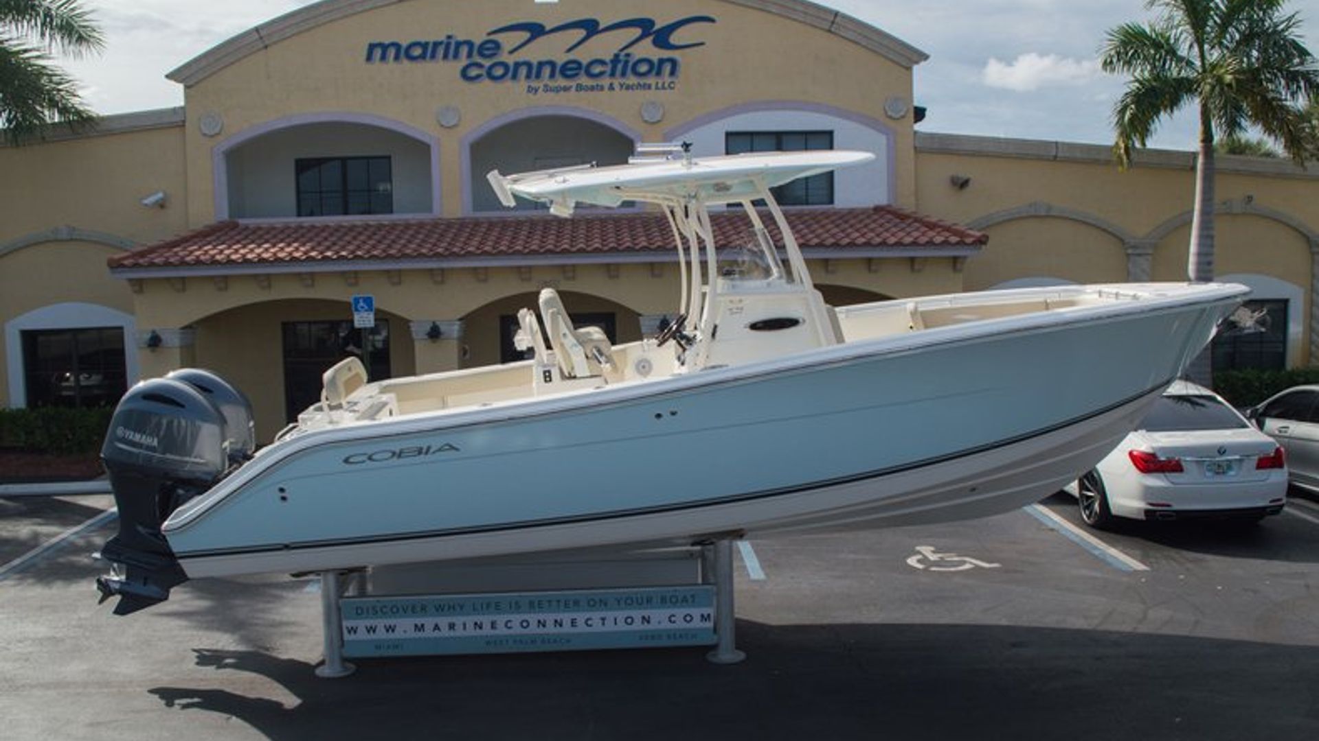 New 2016 Cobia 277 Center Console #W024 image 1