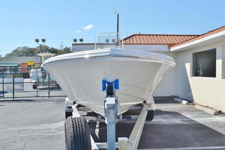 Thumbnail 2 for New 2016 Pathfinder 2600 HPS Bay Boat boat for sale in Vero Beach, FL