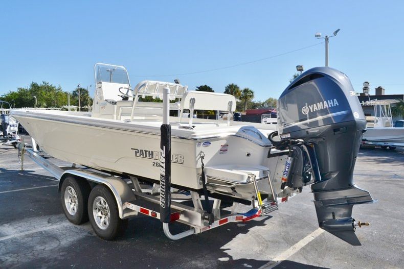 Thumbnail 4 for New 2016 Pathfinder 2600 HPS Bay Boat boat for sale in Vero Beach, FL