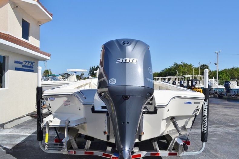 Thumbnail 5 for New 2016 Pathfinder 2600 HPS Bay Boat boat for sale in Vero Beach, FL