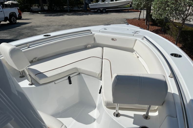 Thumbnail 17 for New 2022 Sea Hunt Ultra 219 boat for sale in Vero Beach, FL