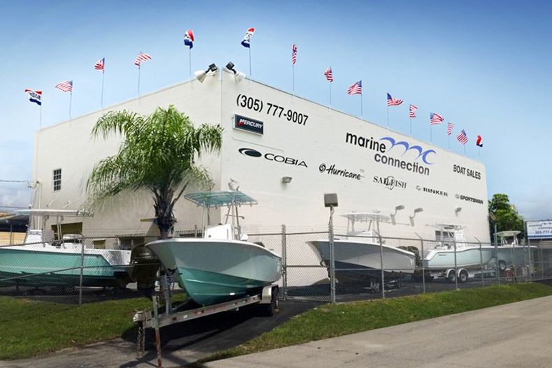 Thumbnail 1 for New 2016 Sailfish 320 CC Center Console boat for sale in Miami, FL