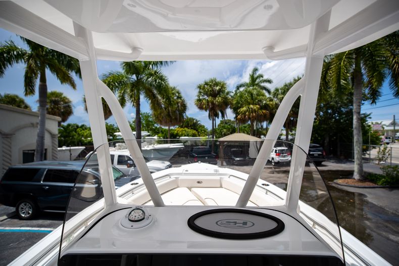 Thumbnail 21 for New 2022 Sea Hunt Ultra 234 boat for sale in Fort Lauderdale, FL