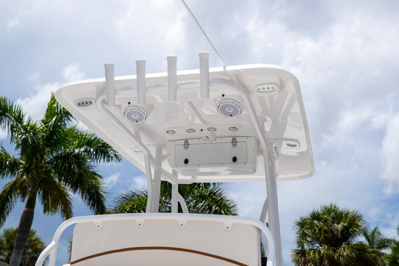 Thumbnail 8 for New 2022 Sea Hunt Ultra 234 boat for sale in Fort Lauderdale, FL