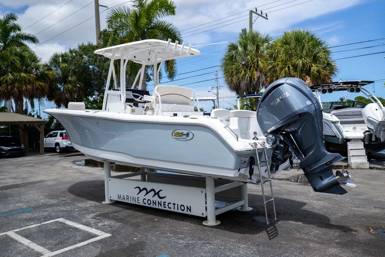 Thumbnail 5 for New 2022 Sea Hunt Ultra 234 boat for sale in Fort Lauderdale, FL