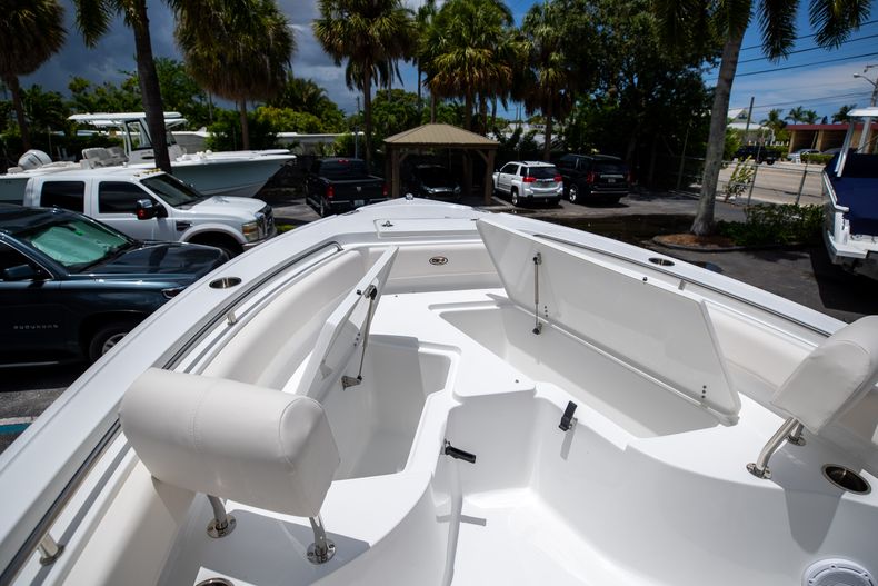 Thumbnail 36 for New 2022 Sea Hunt Ultra 234 boat for sale in Fort Lauderdale, FL