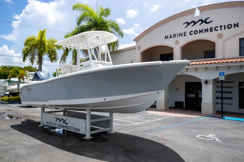 Thumbnail 1 for New 2022 Sea Hunt Ultra 234 boat for sale in Fort Lauderdale, FL