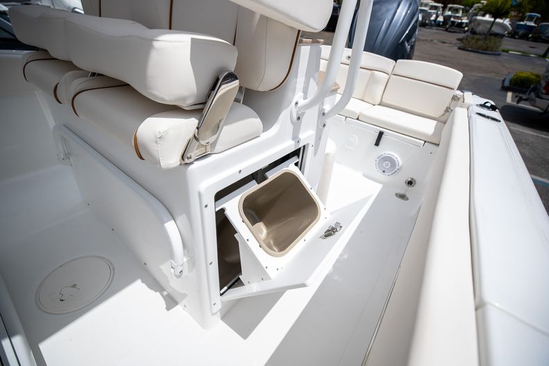 Thumbnail 30 for New 2022 Sea Hunt Ultra 234 boat for sale in Fort Lauderdale, FL