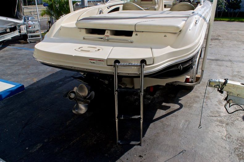Thumbnail 11 for Used 2006 Sea Ray 220 Select boat for sale in Miami, FL