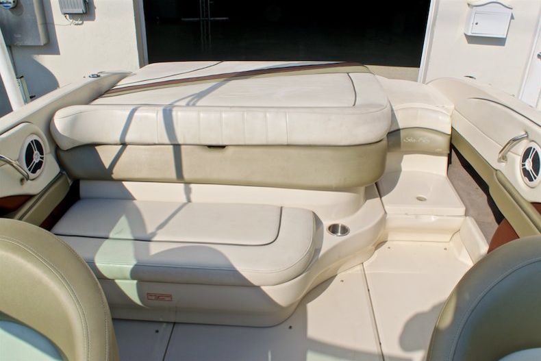Thumbnail 21 for Used 2006 Sea Ray 220 Select boat for sale in Miami, FL