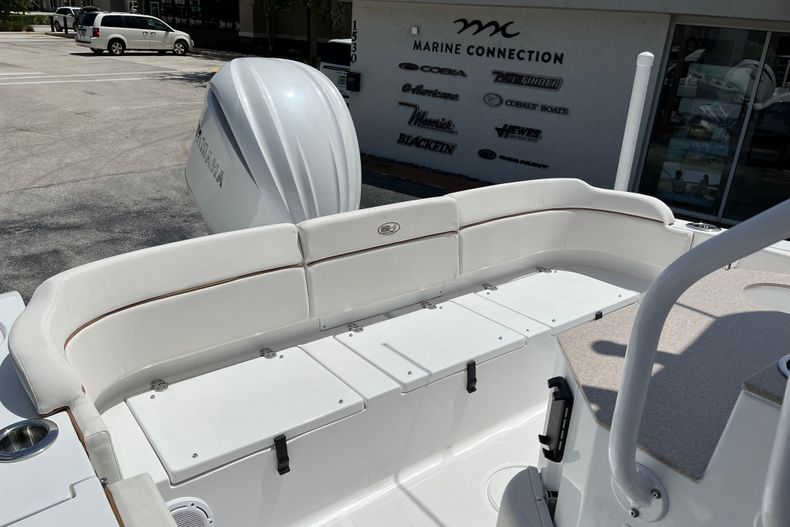 Thumbnail 22 for New 2022 Sea Hunt Escape 25 boat for sale in West Palm Beach, FL