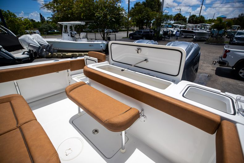 Thumbnail 13 for New 2022 Sea Hunt Gamefish 27 CB boat for sale in West Palm Beach, FL