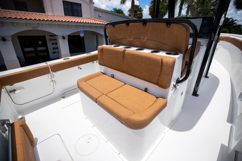 Thumbnail 15 for New 2022 Sea Hunt Gamefish 27 CB boat for sale in West Palm Beach, FL