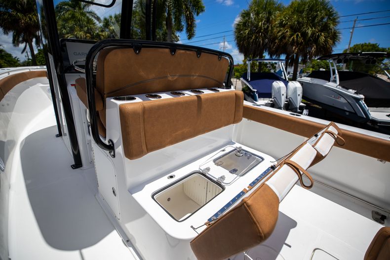 Thumbnail 18 for New 2022 Sea Hunt Gamefish 27 CB boat for sale in West Palm Beach, FL