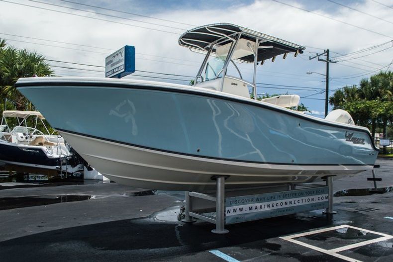 Thumbnail 3 for Used 2007 Mako 234 CC Center Console boat for sale in West Palm Beach, FL