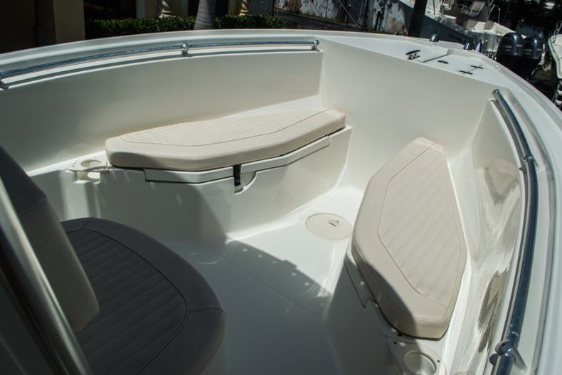 Thumbnail 12 for Used 2007 Mako 234 CC Center Console boat for sale in West Palm Beach, FL