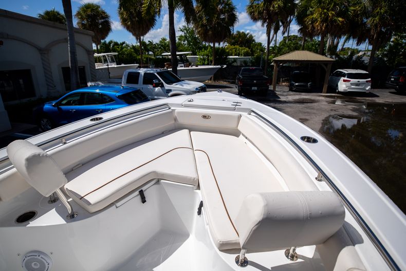 Thumbnail 31 for New 2023 Sea Hunt Ultra 219 boat for sale in West Palm Beach, FL