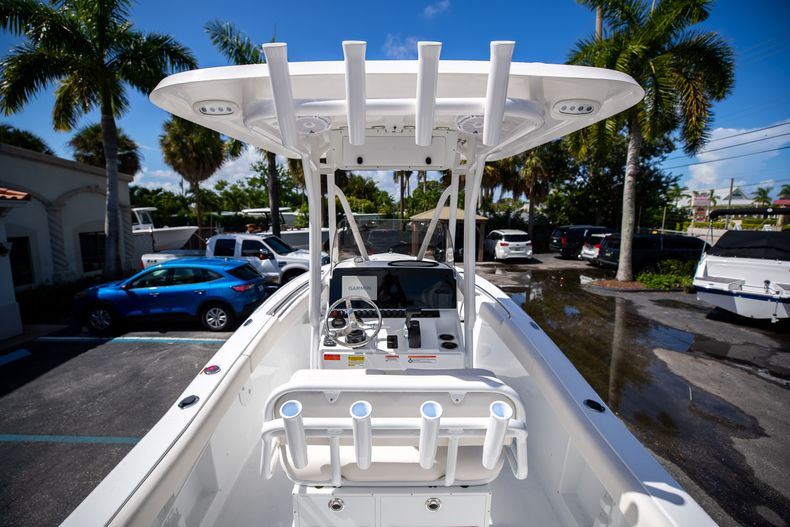 Thumbnail 9 for New 2023 Sea Hunt Ultra 219 boat for sale in West Palm Beach, FL
