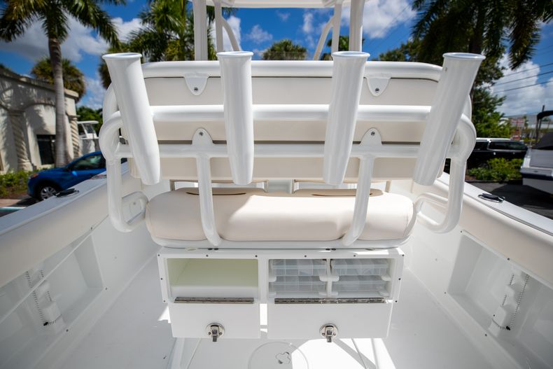 Thumbnail 16 for New 2023 Sea Hunt Ultra 219 boat for sale in West Palm Beach, FL