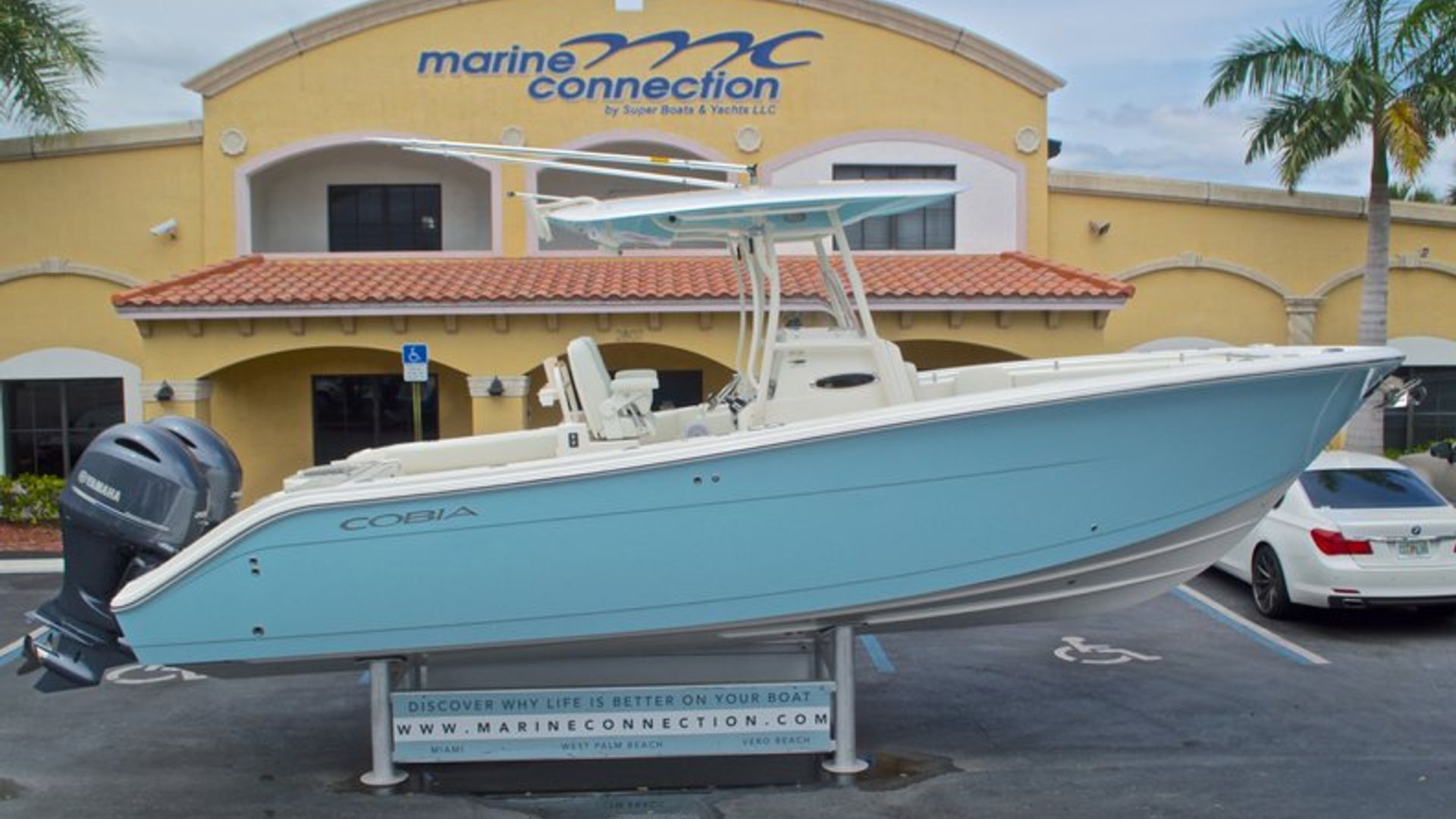 New 2016 Cobia 277 Center Console #W092 image 1