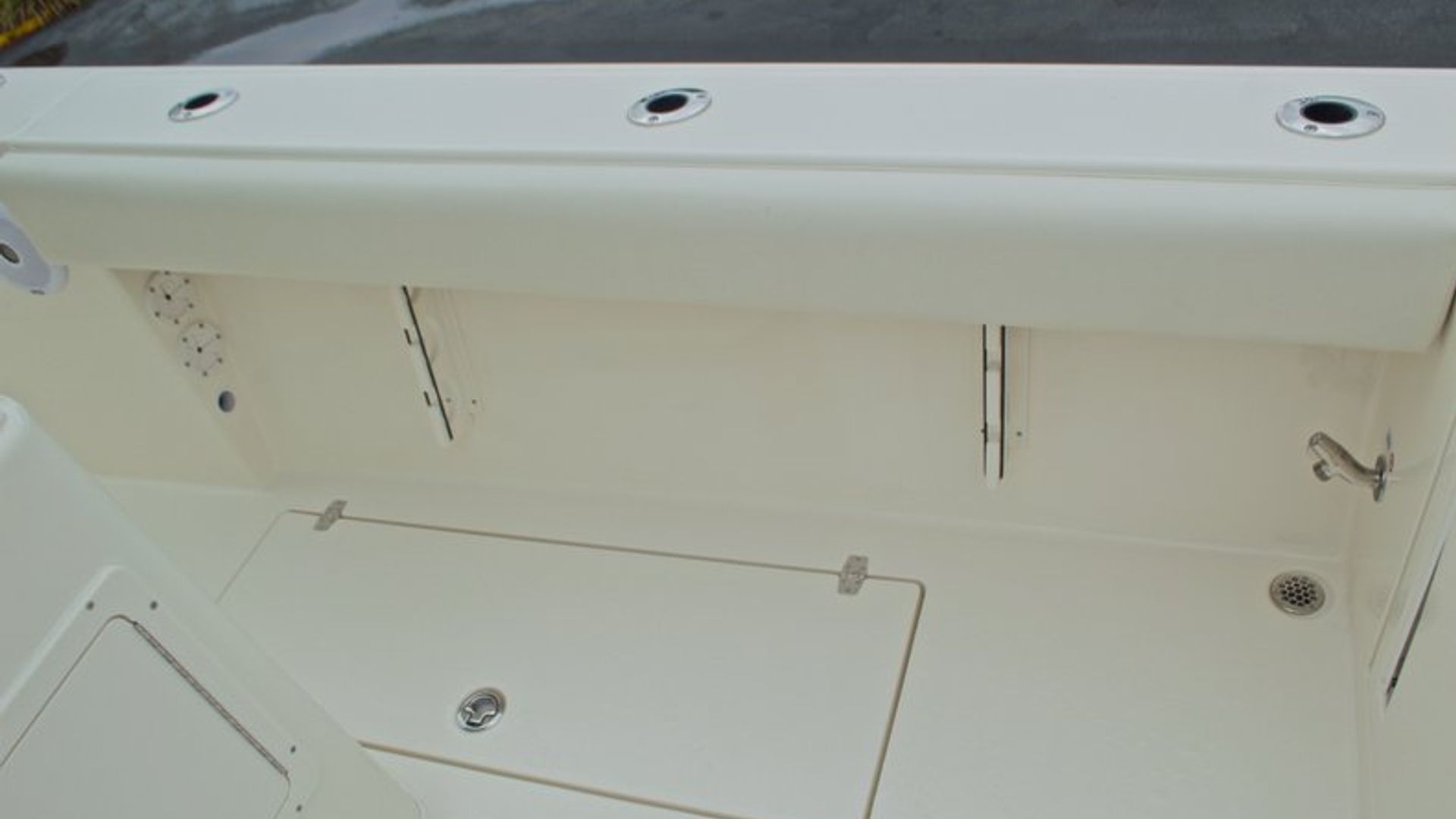 New 2016 Cobia 277 Center Console #W092 image 22