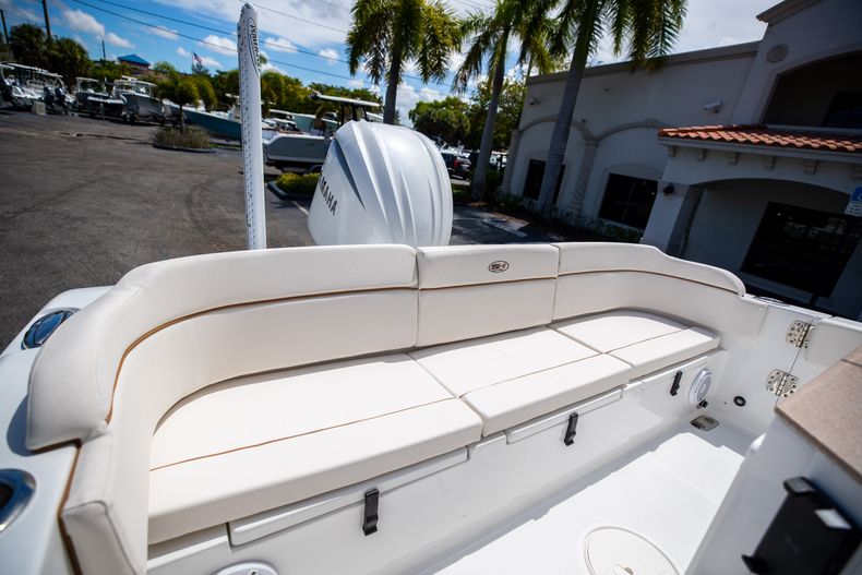Thumbnail 10 for New 2022 Sea Hunt Escape 25 boat for sale in West Palm Beach, FL