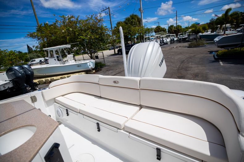 Thumbnail 12 for New 2022 Sea Hunt Escape 25 boat for sale in West Palm Beach, FL
