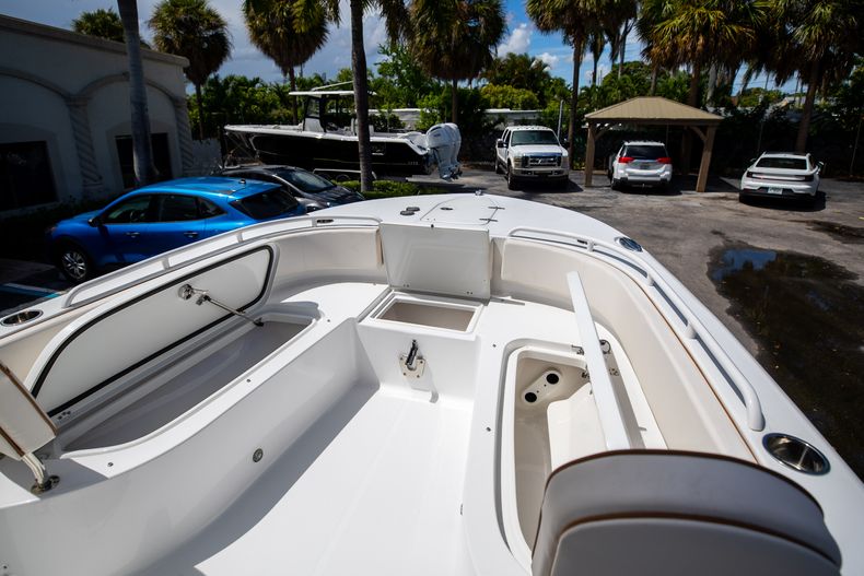 Thumbnail 40 for New 2022 Sea Hunt Escape 25 boat for sale in West Palm Beach, FL