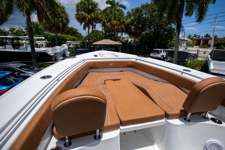 Thumbnail 42 for New 2023 Sea Hunt Ultra 275 SE boat for sale in West Palm Beach, FL