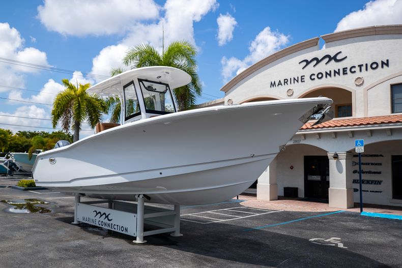 Thumbnail 1 for New 2023 Sea Hunt Ultra 275 SE boat for sale in West Palm Beach, FL