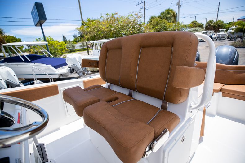 Thumbnail 33 for New 2023 Sea Hunt Ultra 275 SE boat for sale in West Palm Beach, FL