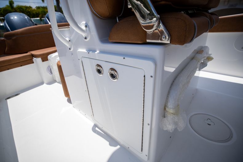 Thumbnail 30 for New 2023 Sea Hunt Ultra 275 SE boat for sale in West Palm Beach, FL