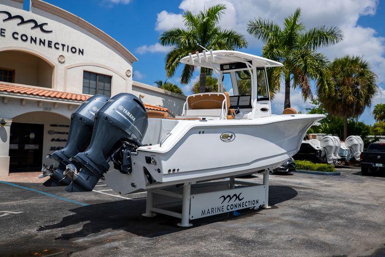 Thumbnail 7 for New 2023 Sea Hunt Ultra 275 SE boat for sale in West Palm Beach, FL
